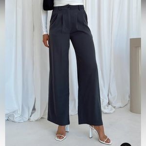 Princess Polly Archer pant in Slate - Dark gray. Worn once!